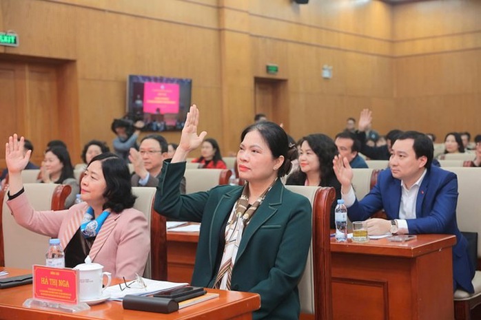 Ủy ban Trung ương MTTQ Việt Nam giới thiệu 5 ứng cử vi&ecirc;n đại biểu Quốc hội kh&oacute;a XVI - Ảnh 2.