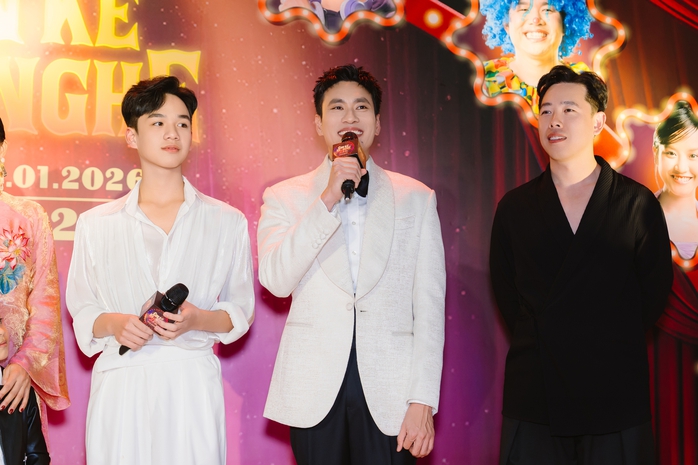 Ng&ocirc; Kiến Huy, HIEUTHUHAI&hellip; điển trai b&ecirc;n "ch&iacute; cốt" Kiều Minh Tuấn - Ảnh 15.