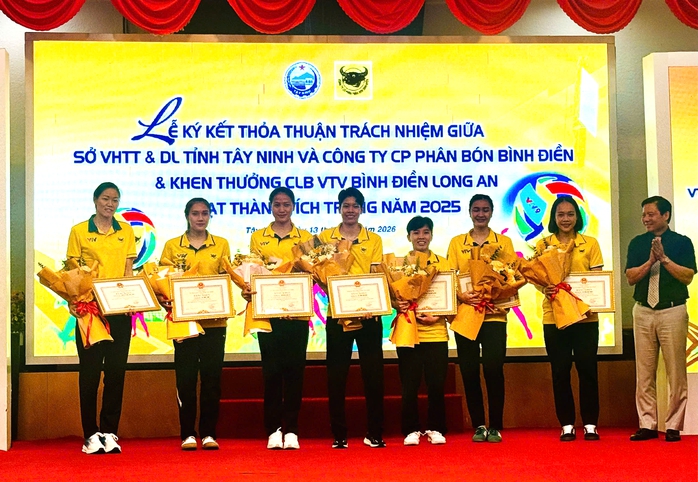 Chặng đường mới của b&oacute;ng chuyền nữ VTV B&igrave;nh Điền Long An - Ảnh 5.