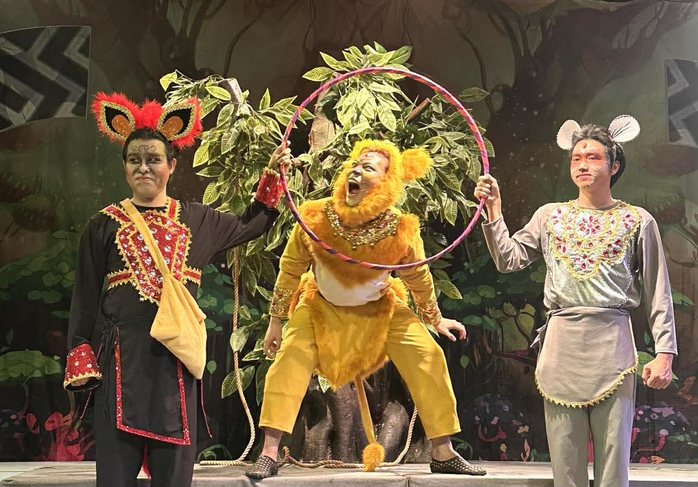 "N&aacute;o động rừng cổ t&iacute;ch", m&oacute;n qu&agrave; gieo hạt giống t&acirc;m hồn cho trẻ thơ tại "5B" - Ảnh 5.