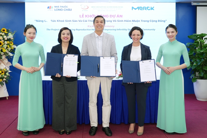 Hơn một triệu cặp vợ chồng v&ocirc; sinh, chất lượng tinh tr&ugrave;ng k&eacute;m dần - Ảnh 2.