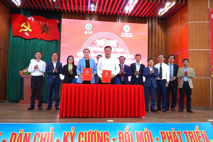 Chuyển giao bệnh viện Đa khoa Trung ương Quảng Nam về UBND TP Đ&agrave; Nẵng quản l&yacute; - Ảnh 2.