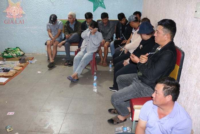 Gia Lai: Lộ diện &ldquo;qu&yacute; b&agrave;&rdquo; đứng sau s&ograve;ng x&oacute;c bầu cua quy m&ocirc; lớn - Ảnh 1.