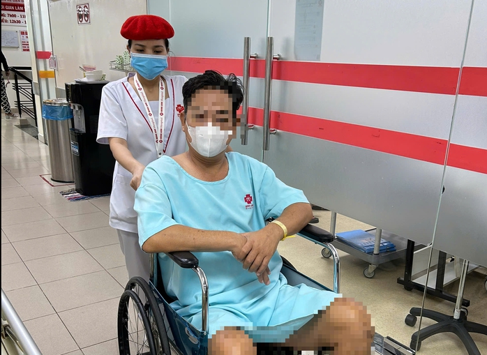 Th&ocirc;ng tin nổi bật ng&agrave;y 16-1: TPHCM quyết dẹp "xe d&ugrave;, bến c&oacute;c"; một YouTuber Đinh Lan l&atilde;nh &aacute;n - Ảnh 2.