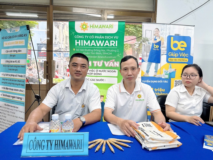 Biết đọc, biết viết cũng c&oacute; việc lương chục triệu ở TPHCM - Ảnh 7.