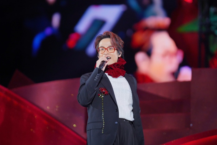 Hơn cả một ca sĩ, H&agrave; Anh Tuấn l&agrave; một "thương hiệu"  - Ảnh 4.