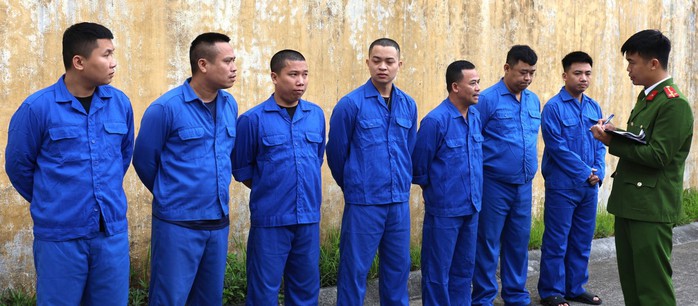 Ph&aacute; đường d&acirc;y c&aacute; độ b&oacute;ng đ&aacute; giao dịch l&ecirc;n tới 1.200 tỉ đồng - Ảnh 1.