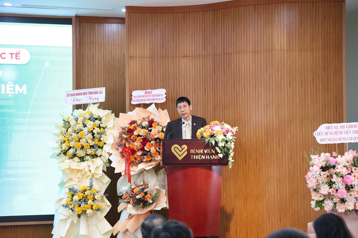 Bệnh viện Thiện Hạnh đ&oacute;n nhận hai chứng chỉ ISO quốc tế - Ảnh 2.