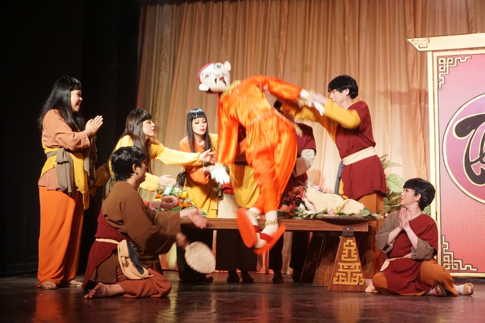 Đ&igrave;nh To&agrave;n, Quốc Thịnh, Trịnh Minh Dũng quậy tưng bừng ở "L&agrave;ng v&ocirc; tặc" của đạo diễn Thanh Thủy - Ảnh 4.