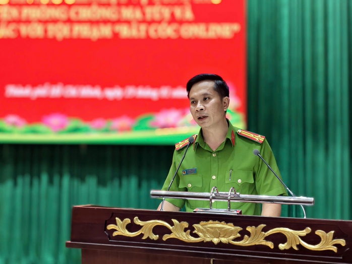 C&ocirc;ng an TPHCM khuyến c&aacute;o sinh vi&ecirc;n 3 vấn đề quan trọng trong dịp Tết Nguy&ecirc;n đ&aacute;n - Ảnh 1.