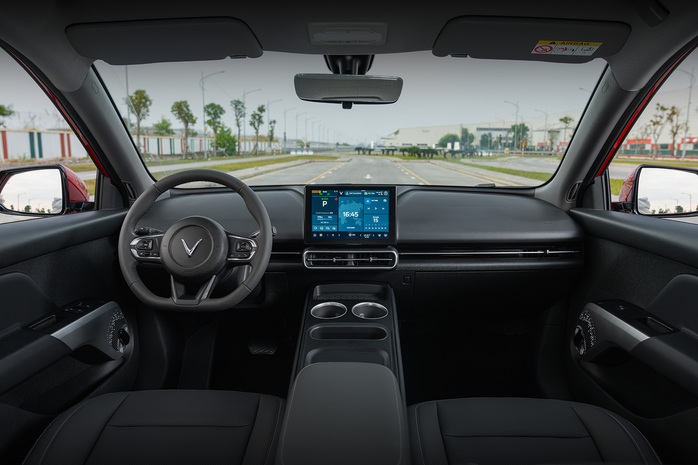 VinFast ra mắt xe điện 7 chỗ cho gia đ&igrave;nh - Ảnh 2.