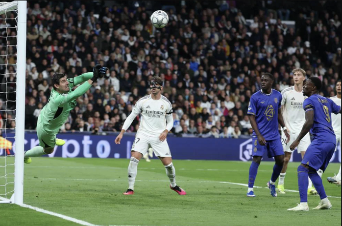 "Song s&aacute;t" Vinicius &ndash; Mbapp&eacute; lập c&ocirc;ng, Real Madrid thắng hủy diệt Monaco - Ảnh 3.