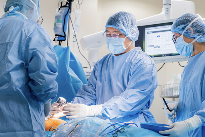 Phẫu thuật ung thư phổi bằng robot: Người bệnh 72 tuổi hồi phục chỉ sau v&agrave;i ng&agrave;y - Ảnh 2.