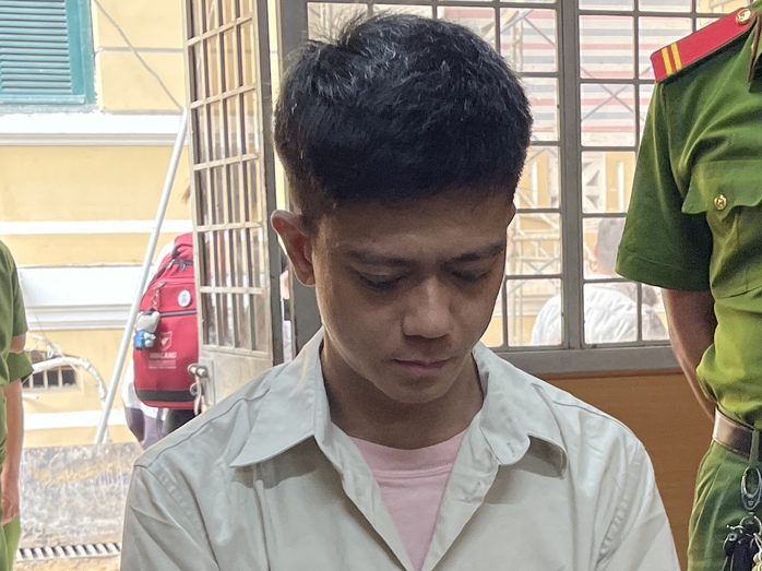 Đ&atilde; "t&igrave;m" được kẻ tạt axit 4 người ở Khu chế xuất T&acirc;n Thuận - Ảnh 2.