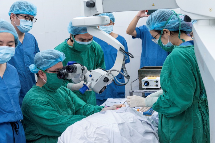 Tin vui cho người bị cườm nước - Ảnh 2.