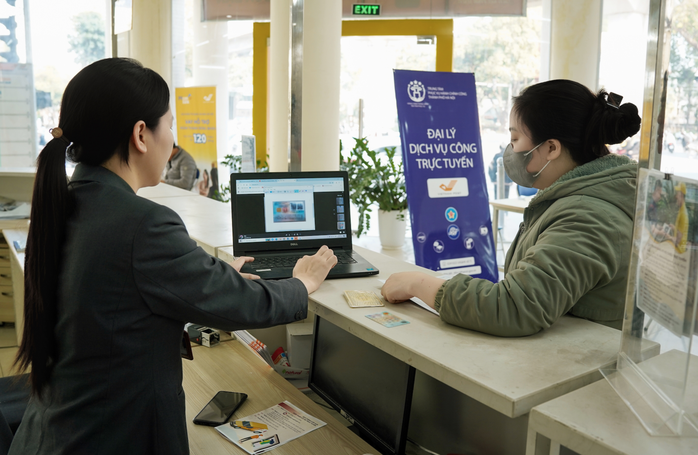 Vi&ecirc;n chức chuyển c&ocirc;ng t&aacute;c trong năm c&oacute; được hưởng trọn thưởng Tết? - Ảnh 1.