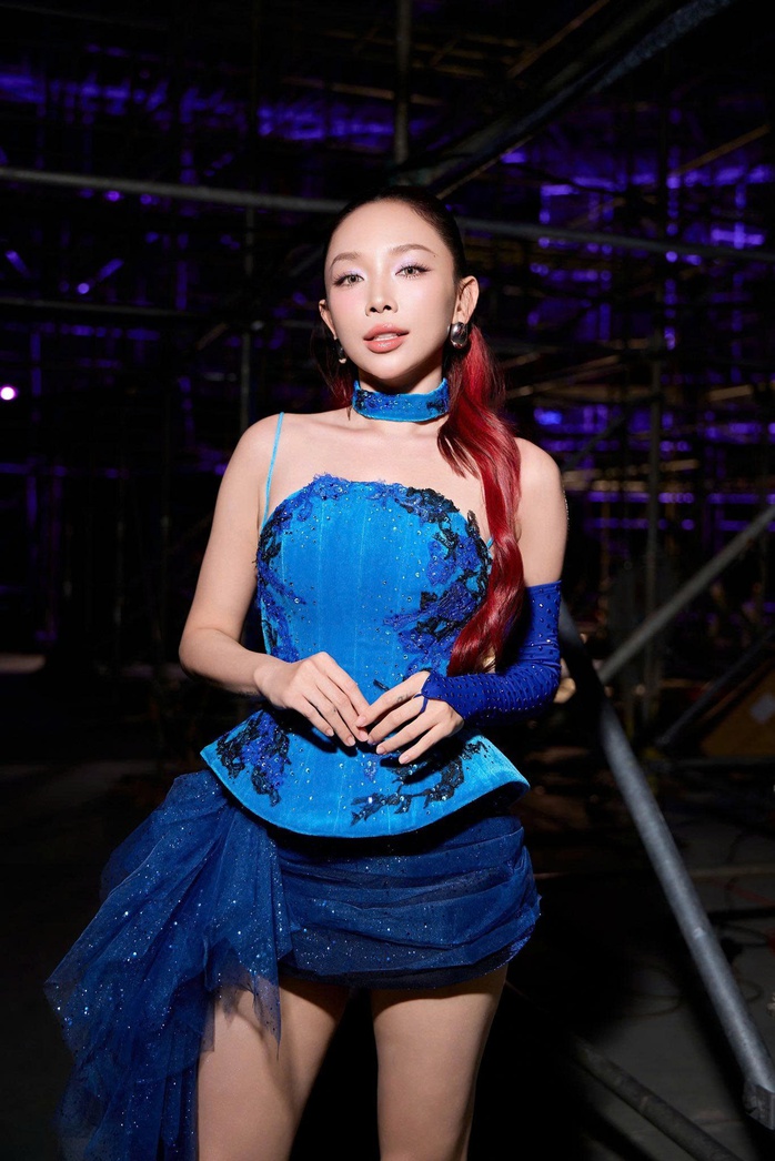 Hạng mục "Nam, nữ ca sĩ được y&ecirc;u th&iacute;ch nhất": Gay cấn từng ng&agrave;y - Ảnh 9.