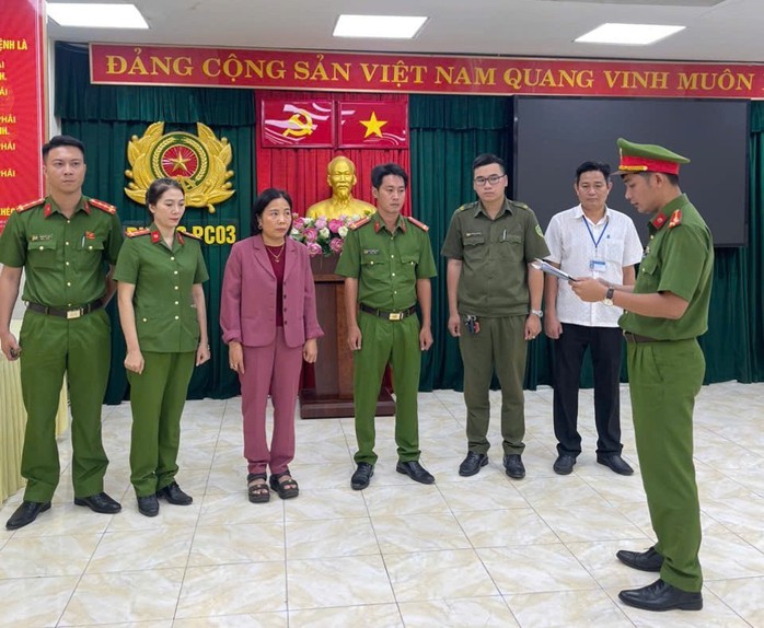 Bắt Nguyễn Thị Thanh Phượng chiếm đoạt hơn 3 , 3 tỉ Đồng tại Đồng Nai - Ảnh 1.