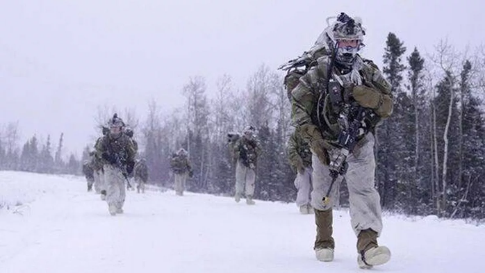 Nghi vấn về 1.500 qu&acirc;n Mỹ được điều động kiểm so&aacute;t bạo loạn - Ảnh 1.