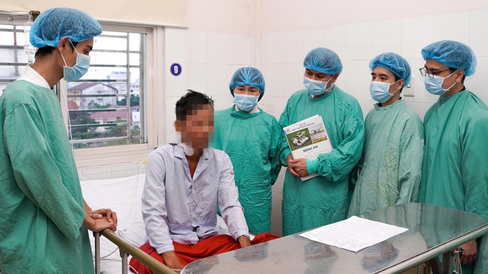 Kỳ t&iacute;ch y học tại Huế: Ca mổ chỉ 2 nơi tr&ecirc;n thế giới l&agrave;m được - Ảnh 1.