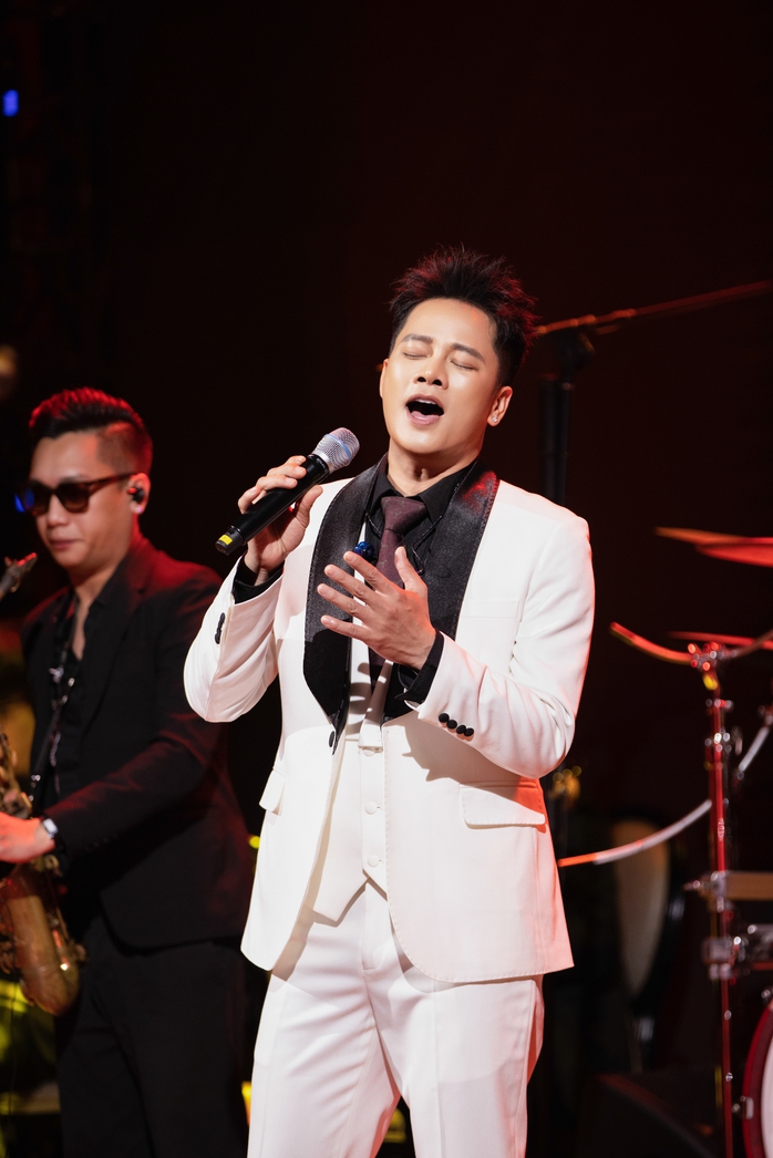 Sau bản hit 100 triệu view, Anh Qu&acirc;n Idol thừa thắng x&ocirc;ng l&ecirc;n  - Ảnh 4.