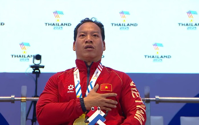 L&ecirc; Văn C&ocirc;ng gi&agrave;nh HCV cử tạ tại ASEAN Para Games 13 - Ảnh 4.