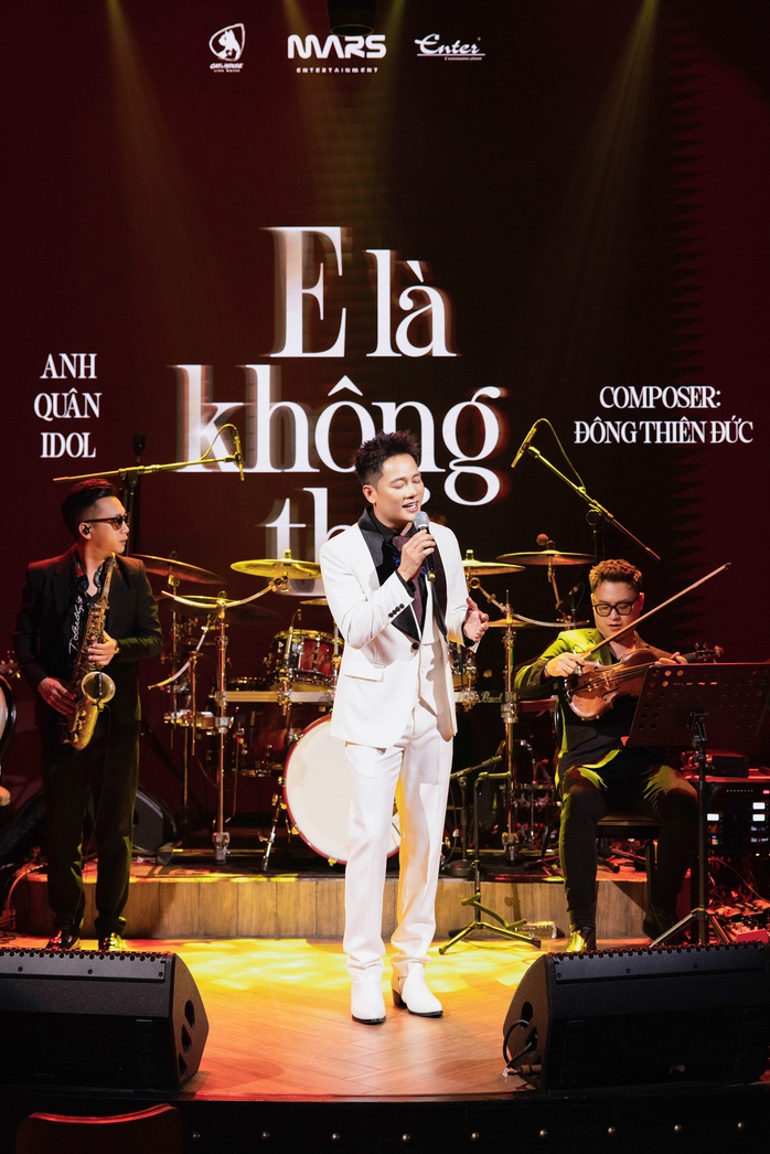 Sau bản hit 100 triệu view, Anh Qu&acirc;n Idol thừa thắng x&ocirc;ng l&ecirc;n  - Ảnh 1.