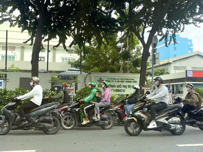 TPHCM: Gấp r&uacute;t th&agrave;nh lập cơ sở kiểm định kh&iacute; thải xe m&aacute;y - Ảnh 1.