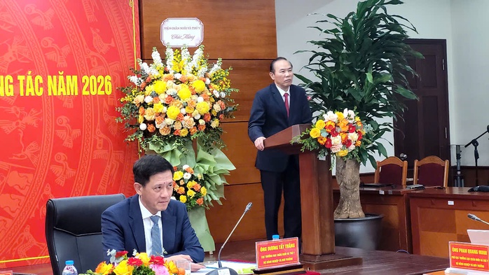 Từ vụ đồ hộp Hạ Long, Thứ trưởng Bộ N&ocirc;ng nghiệp v&agrave; M&ocirc;i trường chỉ đạo g&igrave;? - Ảnh 1.