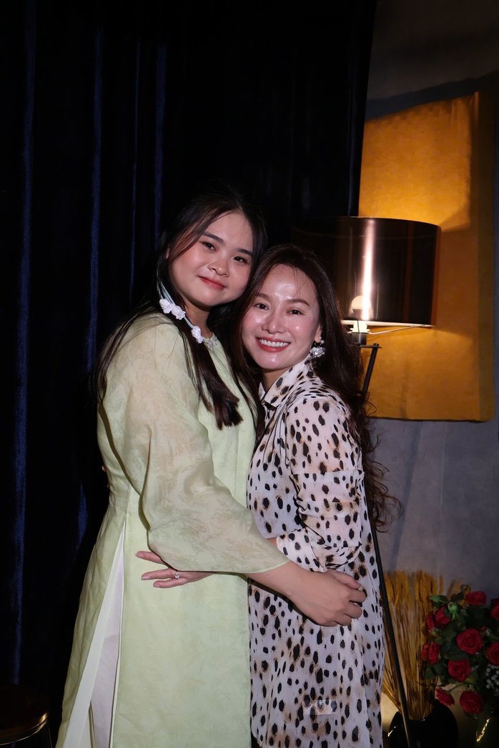 Thu Phượng ấn tượng với đ&ecirc;m H&agrave; Nội giữa S&agrave;i G&ograve;n - Ảnh 6.