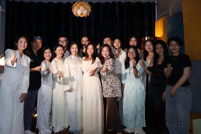 Thu Phượng ấn tượng với đ&ecirc;m H&agrave; Nội giữa S&agrave;i G&ograve;n - Ảnh 1.