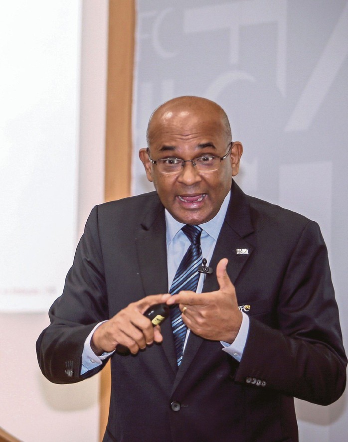 AFC khiến FAM bàng hoàng về kế "rút lui chiến lược" - Ảnh 1.