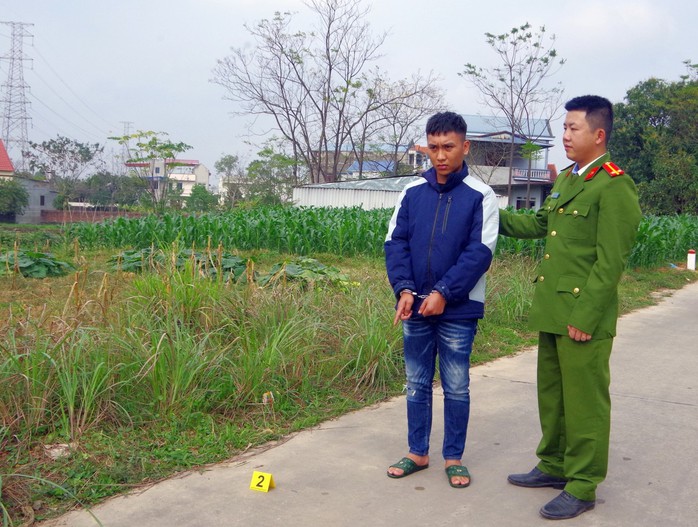 Đi xe đạp một m&igrave;nh, b&eacute; g&aacute;i 13 tuổi bị s&agrave;m sở, hiếp d&acirc;m - Ảnh 1.