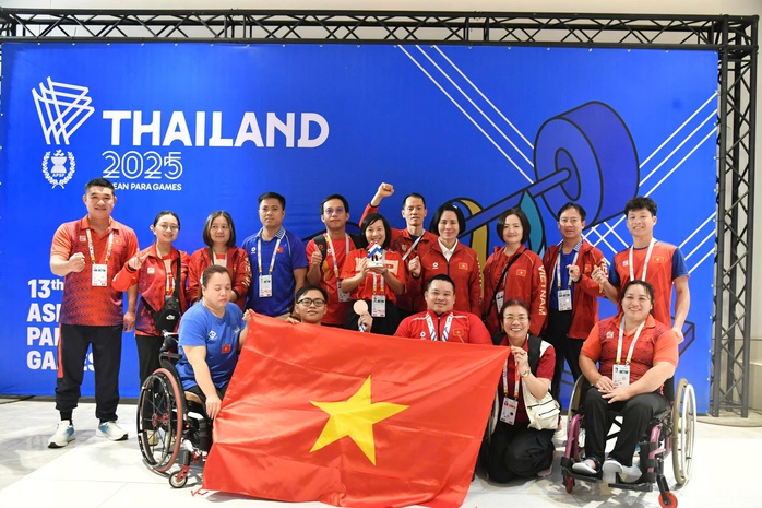 Võ Huỳnh Anh Khoa giành HCV, phá kỷ lục bơi ASEAN Para Games - Ảnh 3.
