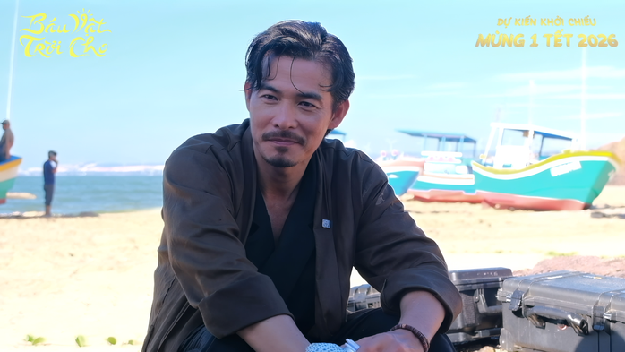 Phương Anh Đ&agrave;o bối rối khi đ&acirc;m Qu&aacute;ch Ngọc Ngoan bằng dao thật  - Ảnh 4.