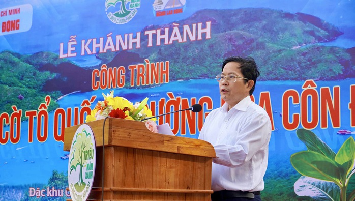 Khánh thành Công trình "Đường cờ Tổ quốc - Đường hoa Côn Đảo" vào Ngày giỗ Anh hùng Võ Thị Sáu - Ảnh 3.