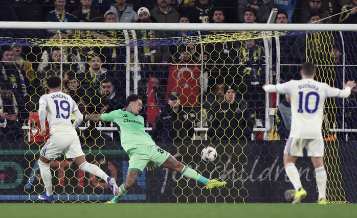 Cựu sao Man United bùng nổ, Aston Villa giành vé trực tiếp vòng 1/8 Europa League - Ảnh 3.