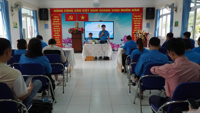 Công đoàn phường Phú Định, TPHCM: Đẩy mạnh chăm lo đoàn viên dịp Tết Nguyên đán Bính Ngọ 2026 - Ảnh 2.