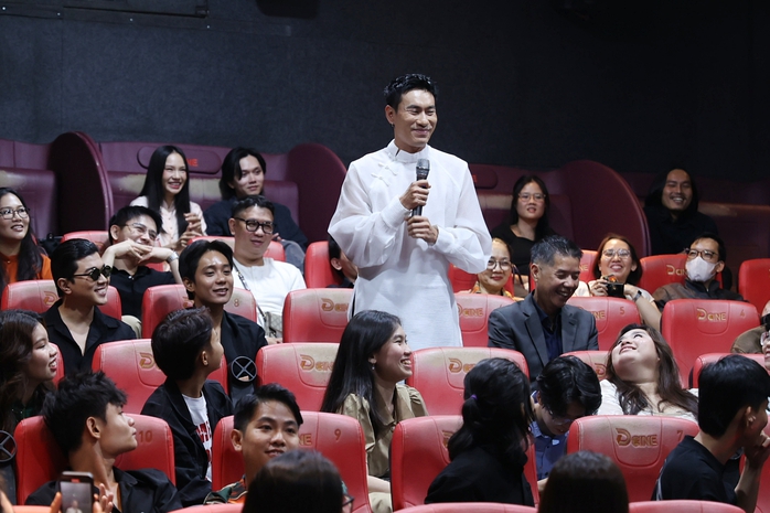 Kiều Minh Tuấn tuyên bố sốc vì người điếc và khiếm thính - Ảnh 3.