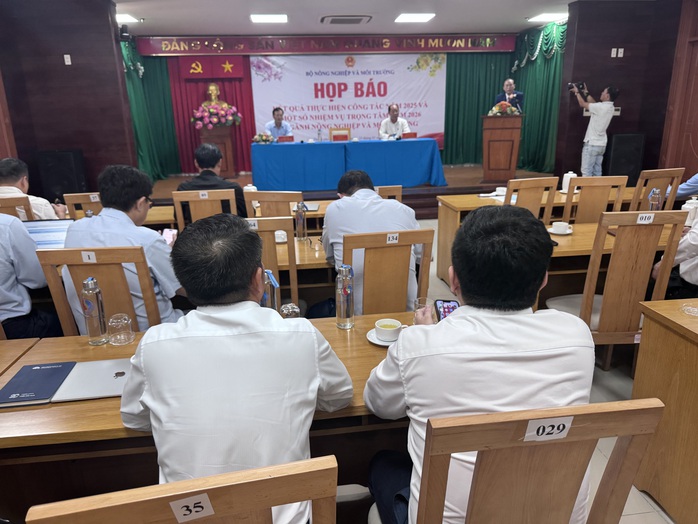 - Ảnh 3. - Ảnh 3.