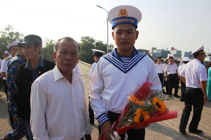 CUỘC THI VIẾT &ldquo;CHỦ QUYỀN QUỐC GIA BẤT KHẢ X&Acirc;M PHẠM&rdquo;: Tết đến sớm với l&iacute;nh nh&agrave; gi&agrave;n - Ảnh 3.