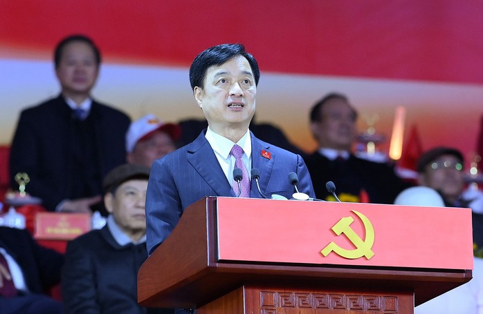 Tổng B&iacute; thư T&ocirc; L&acirc;m dự chương tr&igrave;nh nghệ thuật đặc biệt "Dưới l&aacute; cờ vẻ vang của Đảng" - Ảnh 2.