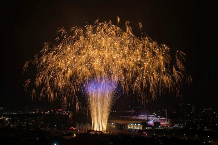 Tổng B&iacute; thư T&ocirc; L&acirc;m dự chương tr&igrave;nh nghệ thuật đặc biệt "Dưới l&aacute; cờ vẻ vang của Đảng" - Ảnh 26.