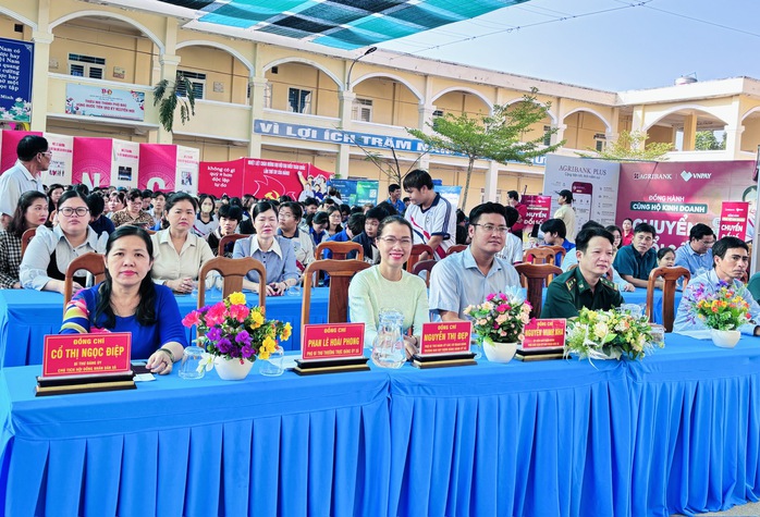 - Ảnh 1. - Ảnh 1.