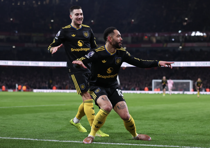 Ghi b&agrave;n hạ gục Arsenal, Cunha c&oacute; nguy cơ nhận &aacute;n phạt nặng - Ảnh 5.