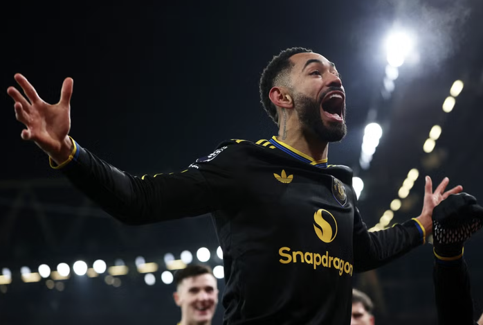 Arsenal thua sốc Man United s&acirc;n nh&agrave;, Ngoại hạng Anh s&ocirc;i sục - Ảnh 8.