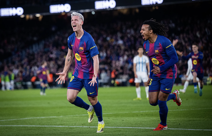 H&agrave;ng c&ocirc;ng b&ugrave;ng nổ, Barcelona so&aacute;n ng&ocirc;i đầu La Liga từ tay Real Madrid - Ảnh 3.