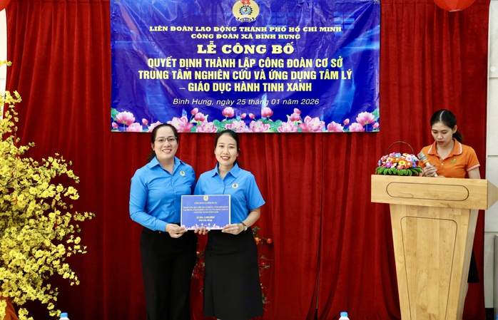 Chăm lo Tết Nguy&ecirc;n đ&aacute;n  B&iacute;nh Ngọ, tiếp sức c&ocirc;ng nh&acirc;n, lao động kh&oacute; khăn - Ảnh 9.