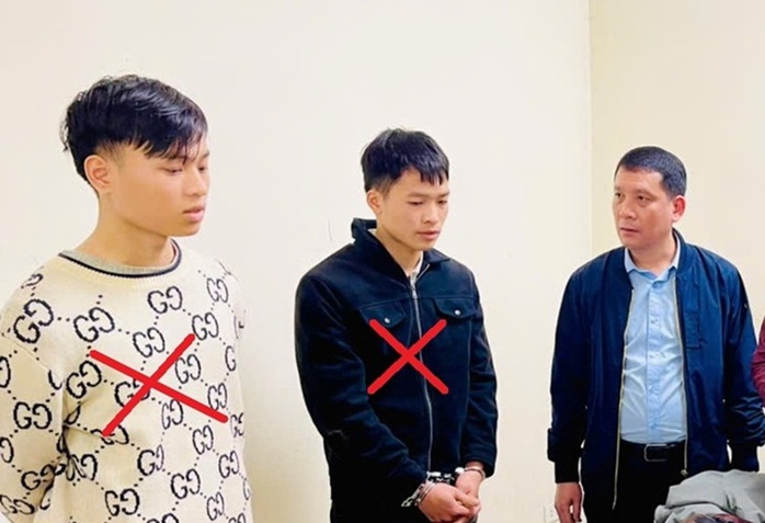 Một sinh vi&ecirc;n đại học tham gia cướp tiệm v&agrave;ng - Ảnh 2.