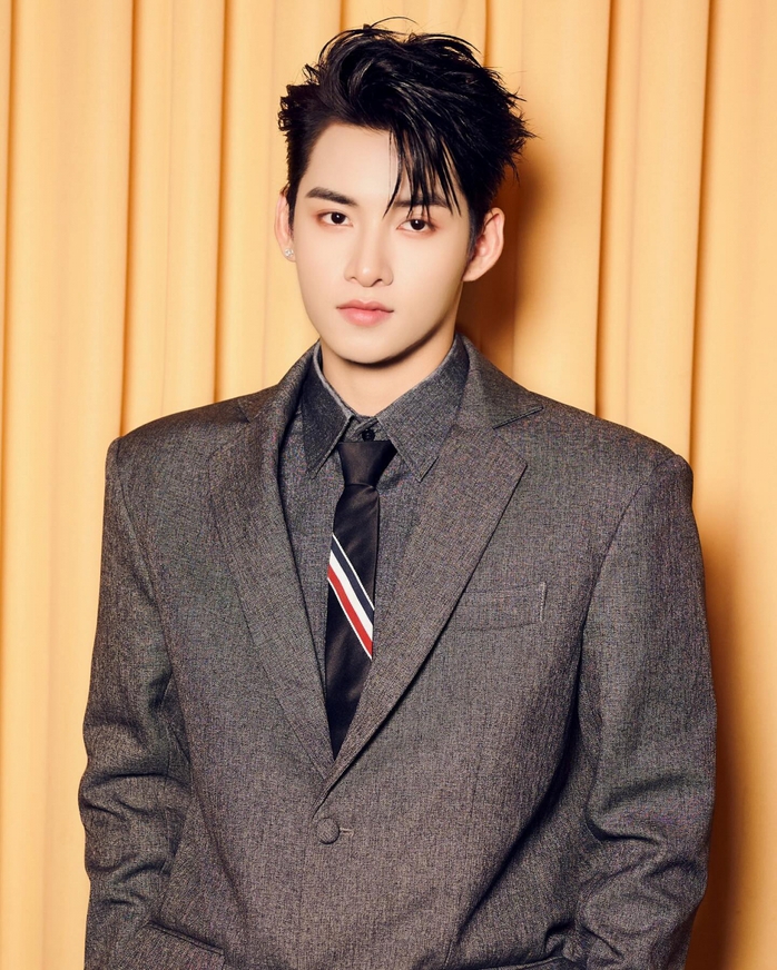 Ca sĩ Việt được đề cử đẹp nhất thế giới l&agrave; ai?  - Ảnh 3.